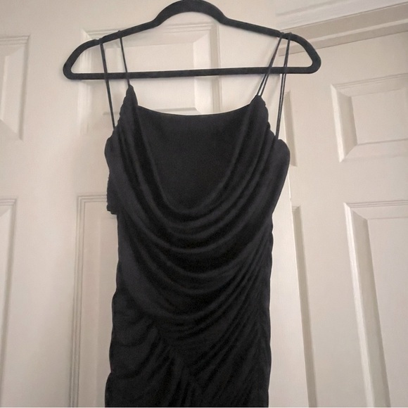 Alice + Olivia Lux Ruched Black Maxi Dress Size 8 Slim Fit Sexy Night Party - Picture 3 of 13